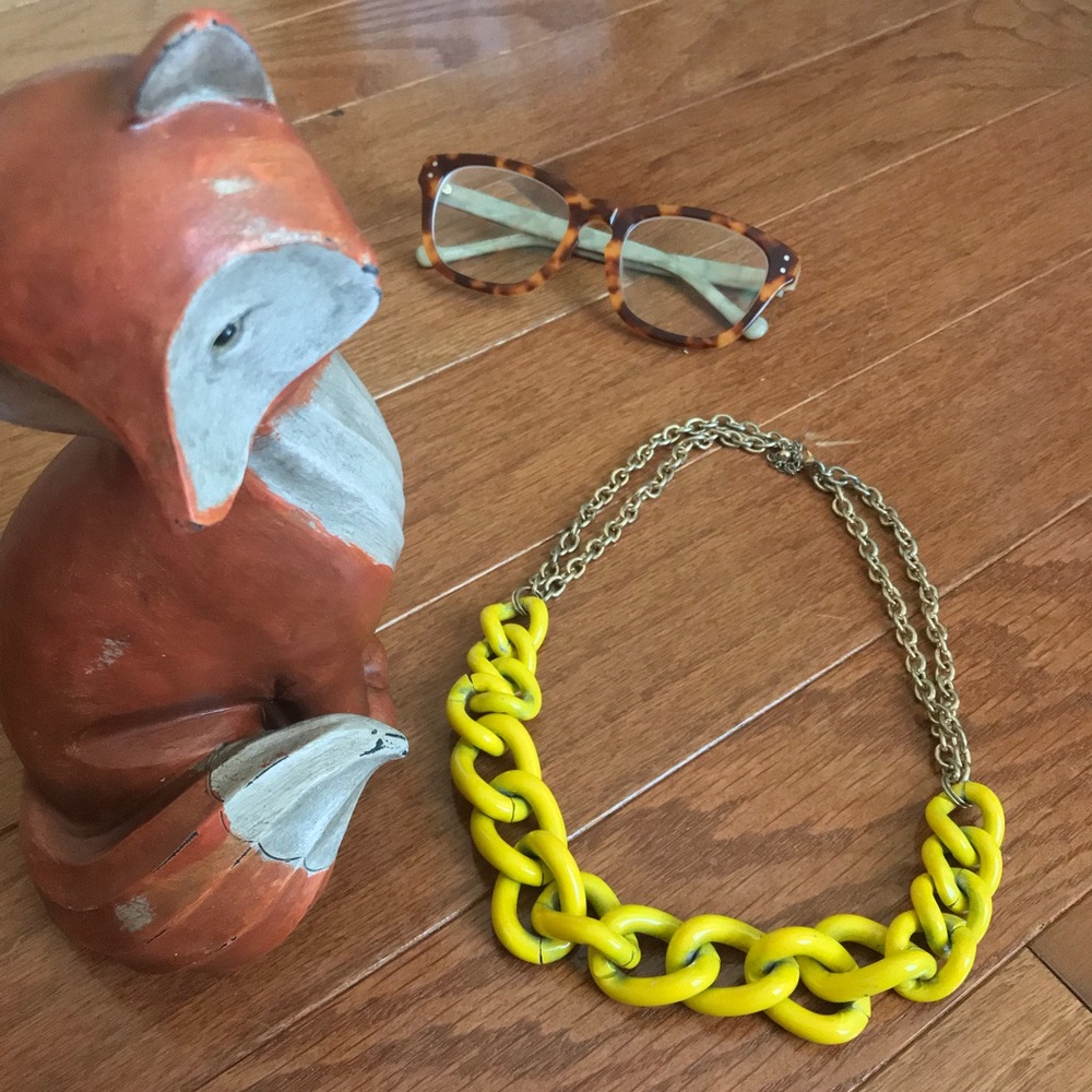 Double chain, neon-yellow link necklace